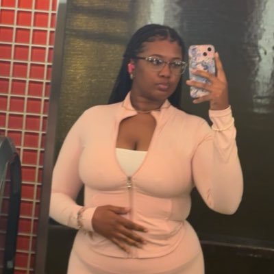 kingkylie_'s profile picture. 