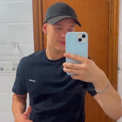 FallerDavi's profile picture. 