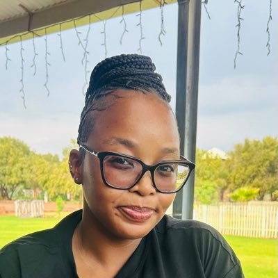 Its_KelsyTee's profile picture. 