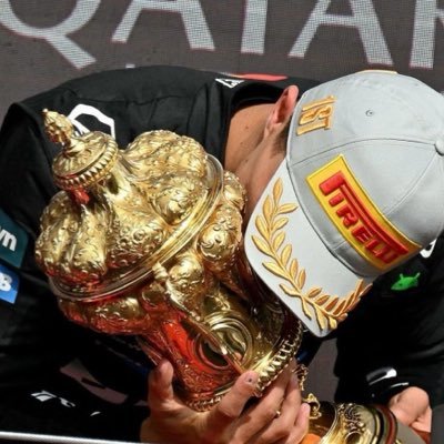 5O5LN's profile picture. bob