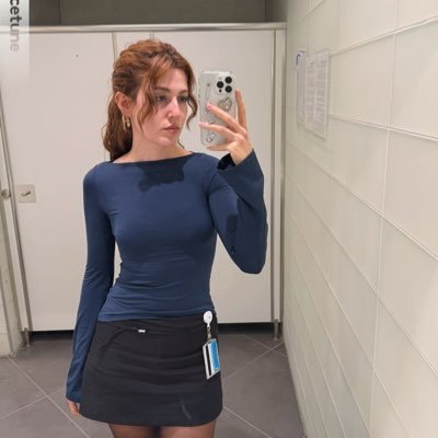 haticekaratas__'s profile picture. cloud&platform engineer