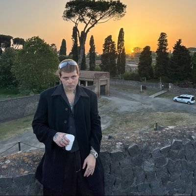 jordanalkapone's profile picture. FLAWLESS LIKE ME.