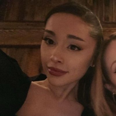 pastlifebieber's profile picture. – fan account | ‧₊˚✩ ariana, justin & taylor stan ₊˚⊹♡