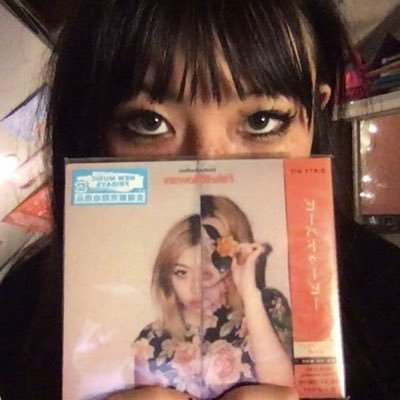 opalitelight's profile picture. defending taylor swift isn’t enough, i need a gun