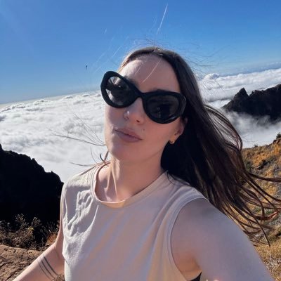 oliviafioreeeee's profile picture. 