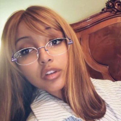 Floofy_Kittyx's profile picture. she/her c1s★ minor ★ ✝️ ★ multifandom