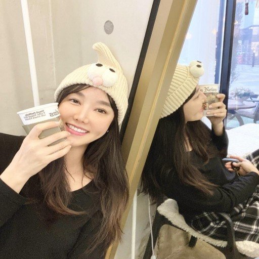 Udisui00321's profile picture. soft voice, sharp thoughts