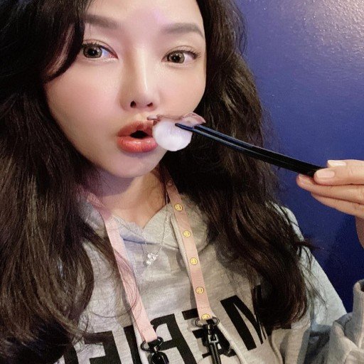 ofweri28922's profile picture. born to overthink