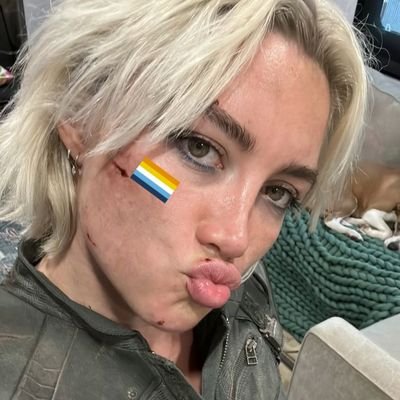 tartagliachuca's profile picture. ✦ #caitvi sillies! | (ele/elu) 𖹭 multifandom ⧗🦇 | adm do @AcervoTitas & @acervoraj