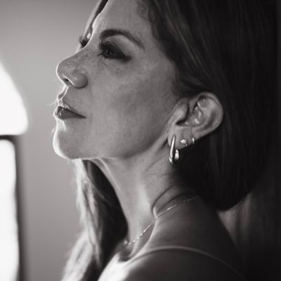 Sirenisima's profile picture. Aquí cerquita del mar🧜🏽‍♀️