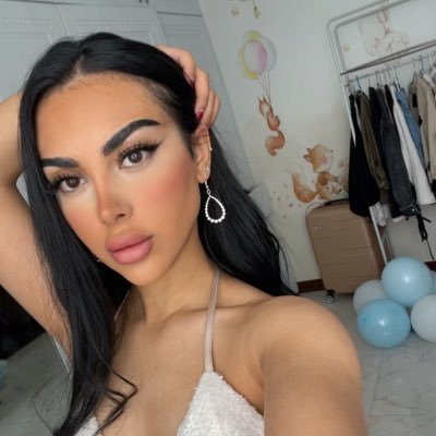 sadafmousvii's profile picture. 🐚