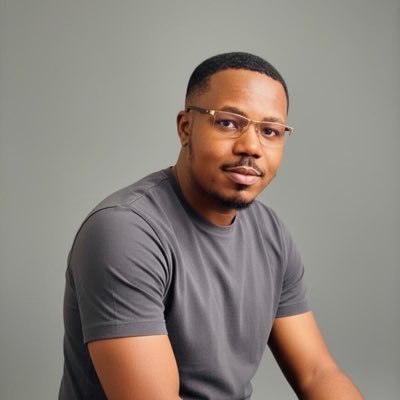 Nwefuru_james's profile picture. Educated Bricklayer | inlove with Data | Hustling with @Akpaaza