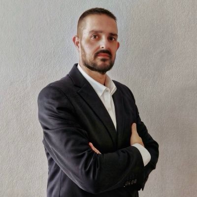 MartinFdezG's profile picture. Aprendiendo cada día… Lo importante no es lo que se promete, es lo que se cumple… Lo imposible solo tarda un poco más.