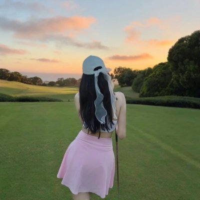 EstebanDaro's profile picture. I live in USA, I will live my life happily. The end result of everyone who tries is success 💌💫