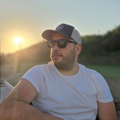 mnferri's profile picture. Cuervo. 💙♥️
📍Bs. As 
Lic. En Relaciones Públicas e Institucionales.
Detrás de @tireyempujerrpp
Cuento historias. Shh, que no se sepa.