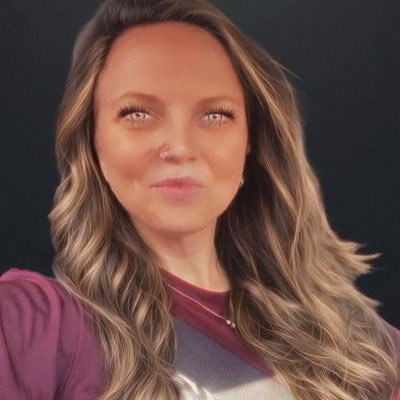 Shes_So_Georgia's profile picture. 👑 She got the heart of her 𝓜𝓸𝓶𝓶𝓪, the soul of an 𝓐𝓷𝓰𝓮𝓵.. / 🏈 𝔾𝕆 𝔻𝔸𝕎𝔾𝕊!! / 👻: 𝚖𝚎𝚐.𝚋𝚎𝚗𝚗𝚎𝚝𝚝 / 📸: _𝚂𝚑𝚎𝚜_𝚂𝚘_𝙶𝚎𝚘𝚛𝚐𝚒𝚊_