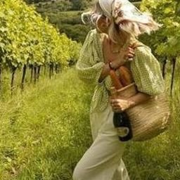 Terti8195622's profile picture. 