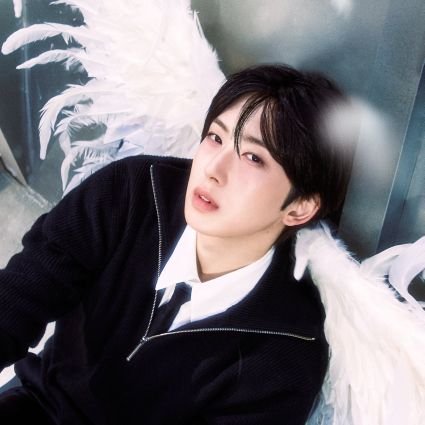 cleebuster's profile picture. my root came 2005(6) 
~ @autophob1a