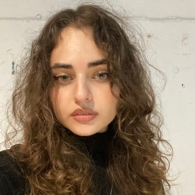 montparnasss's profile picture. pussy in bio, heart on a sleeve