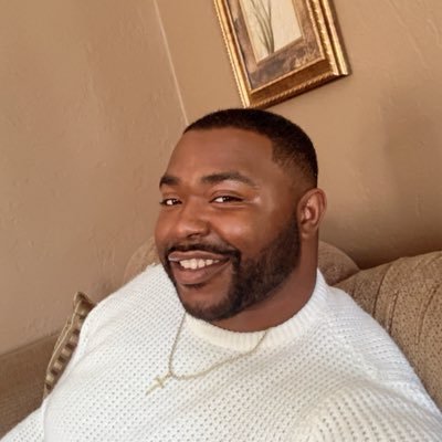 thebaddestbutch's profile picture. how you find my x? 😏