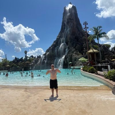 avfcmarklud's profile picture. #AVFC supported villa since the age of 5 I am a huge villa fan #UTFV #UTV r.l.s.s lifeguard @rlssuk addicted to #footballmanager