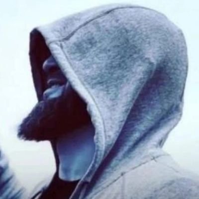shhnshMall92716's profile picture. 