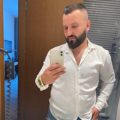 Buraklanu's profile picture. ölüm değilse bizi ayıran, yazık olmuş hata yapmışız.