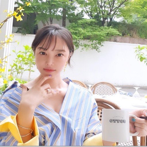 Arwoxor1415068's profile picture. creative mess, coffee blessed