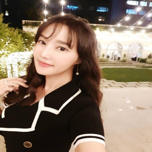 Lauta9668's profile picture. half sunbeam, half storm