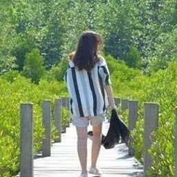 Plaudie879552's profile picture. 