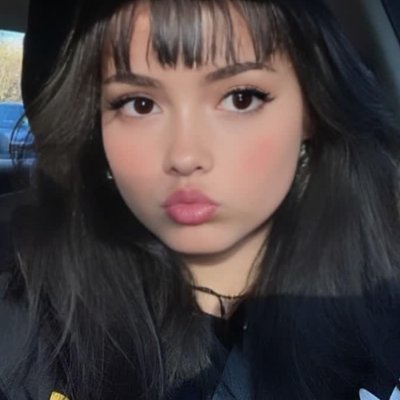 ClaraYourLove's profile picture. ta 2006 préférée ˚ʚ♡ɞ˚