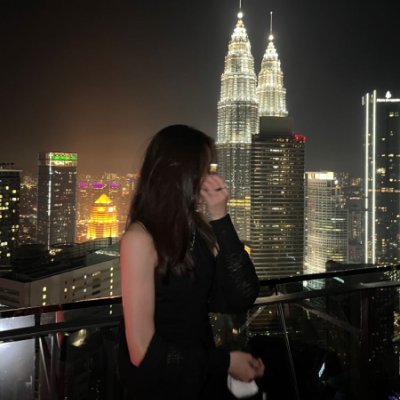 Camille_aaa31's profile picture. Life is what happens to you when you are busy making other plans