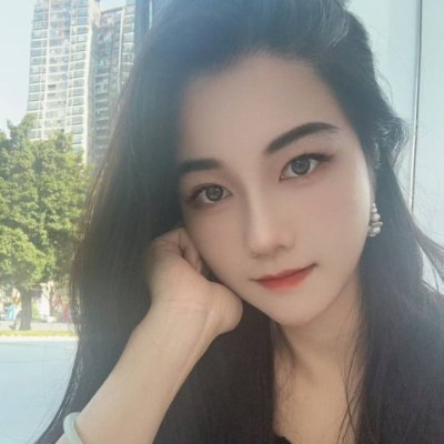 ella12_stella's profile picture. Likes: travelling, swimming and exploring cultures.