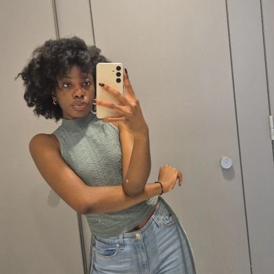 angolaanaa's profile picture. La puissance de Dieu n'est pas qu'un bruit de couloir. 

Sandy being Sandy in the sandiest way.

Regulatory Affairs Pharmacist, Doctor ⚖💊