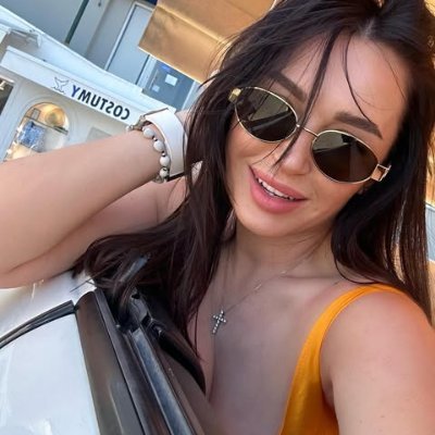 ma_ri_na15's profile picture. Skiing Diving Surfing Recreationalists🎿🏄♀️🥽
Romance and Freedom Specialist 💃
Living my best life and dream☀️
❌NO PORN❌