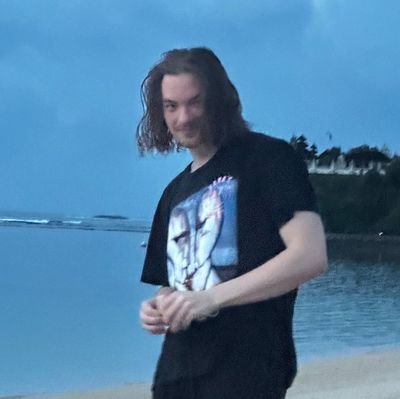 whisky14642781's profile picture. 23y.o.
https://t.co/uZfzhbSAiP co-founder 
https://t.co/EWEuDLCPuu co-founder
I do low poly, pixel art, stylized models for my games