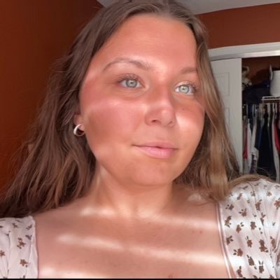 midwestcowgirrl's profile picture. #freeassange