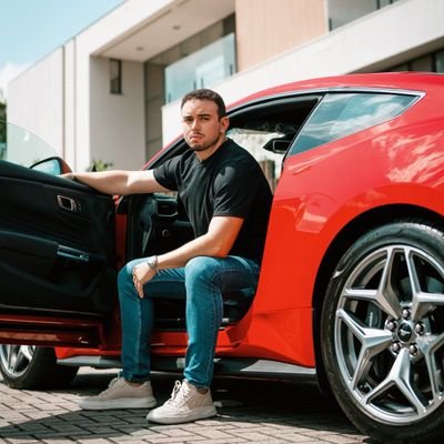 glauco26774's profile picture. 🧙‍♂️Descubra como prever a direção do preço
📈Poder das Regiões
👨🏻‍💻De CLT a Trader 
💵De 32k/ Reais mês | 32k/dólar mês
🤯+ de 1k alunos
⚠️Grupos VIP