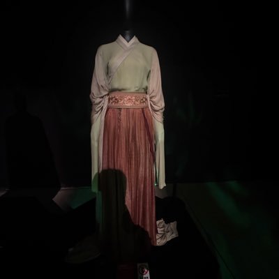 268051sj's profile picture. 