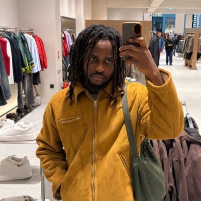 dijiaderogba's profile picture. director & photographer