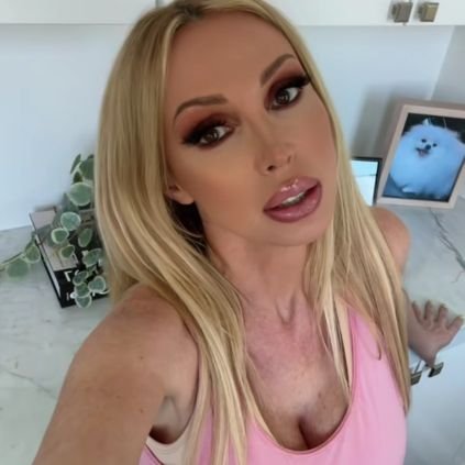 Nikkibenz121649's profile picture. Dope