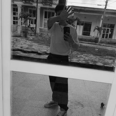 monster666__'s profile picture. Todo lo que tenga necesidad es manipulable.
no me agan caso estoy loco 😵