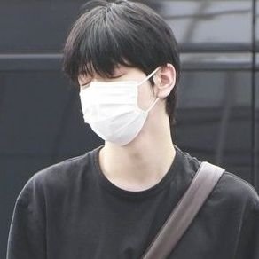 shzringnn's profile picture. 