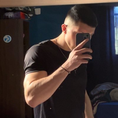 awknn01's profile picture. calm before the storm