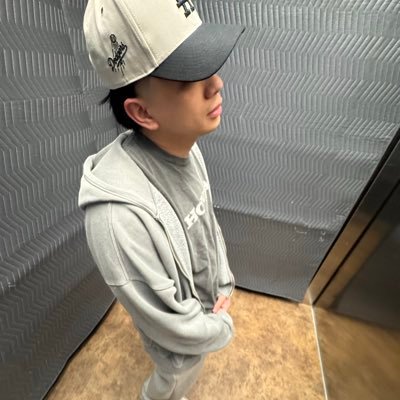 RBallesteros_'s profile picture. g♡🌱