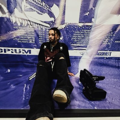 airwhick_'s profile picture. photographer • YVL • 1of1