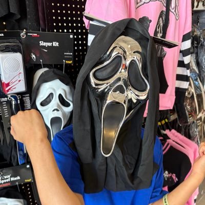 SageSagekywq's profile picture. I’m a kid!