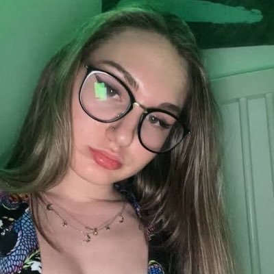 ClaudiaMcK1926's profile picture. Am here fun 🤩 joke with anybody am friendly and have a good heart ❤️❤️
