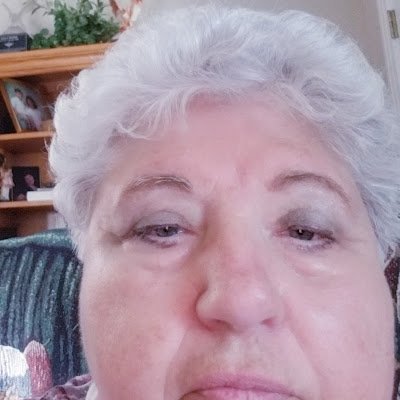 barefo74883's profile picture. 