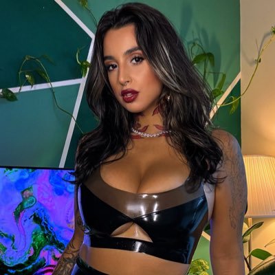 ghostwavesg's profile picture. Adult performer, Kinkster and obsessed with latex. 🐇 Exclusive content below